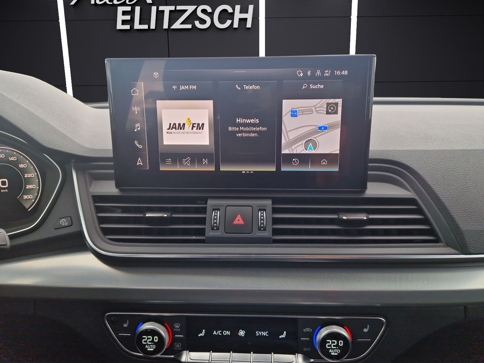 Fahrzeugabbildung Audi Q5 40 TDI quattro S line Navi RearView