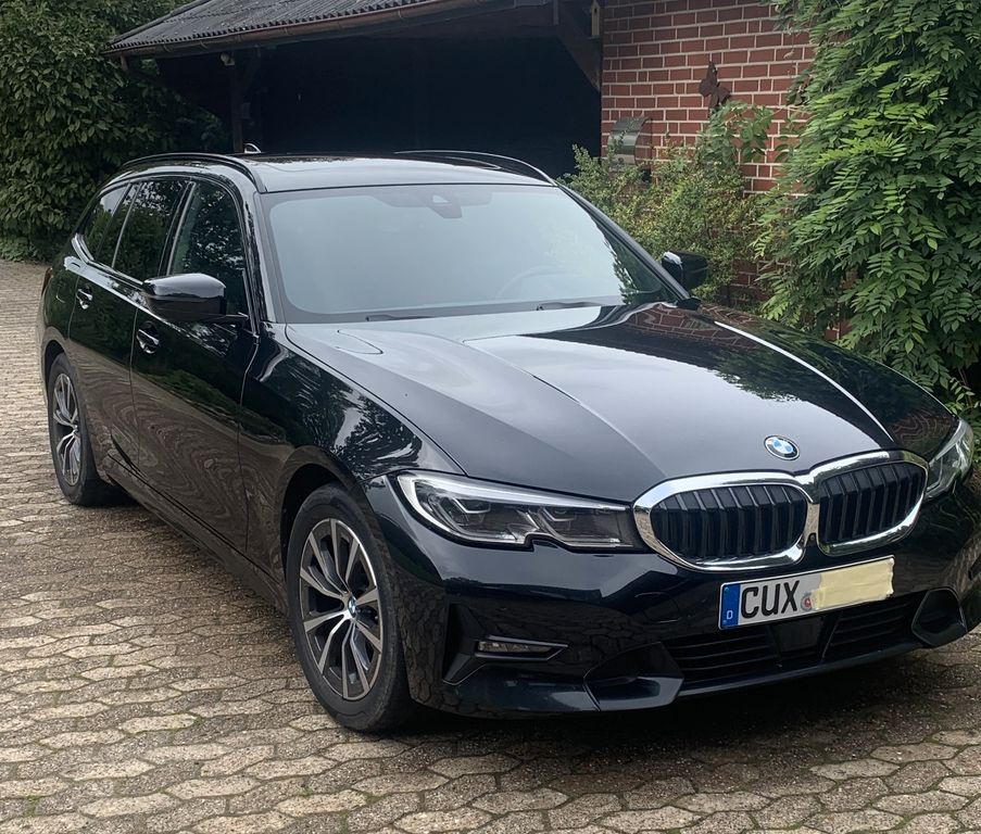 Image of BMW 320