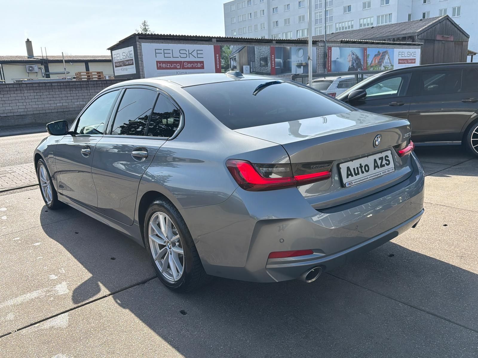 BMW 320 Facelift Limousine/1.Hd/HEAD UP/NAVI/PDC/LED foto 5