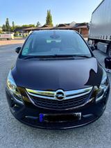 Opel Zafira Tourer 1.4 Turbo ecoFLEX  - Opel Zafira Tourer mit Panoramadach