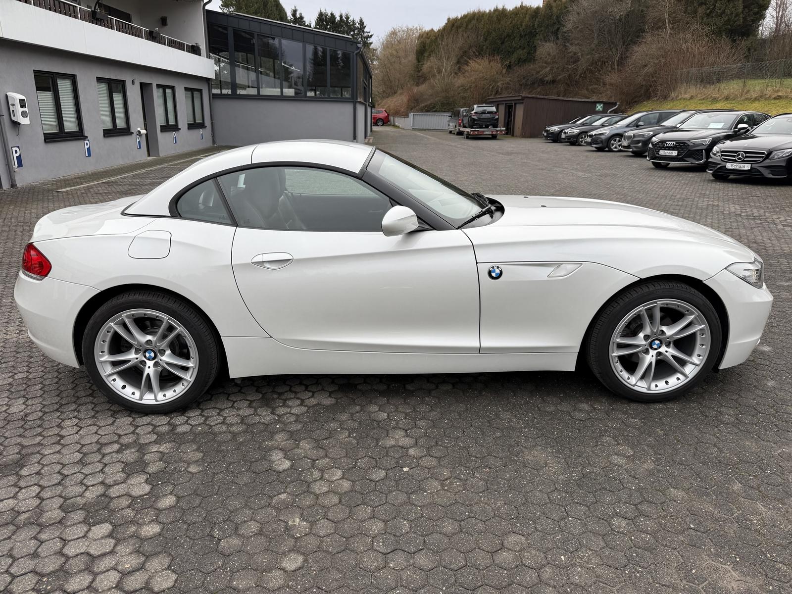 BMW Z4 sDrive20i Design Pure Balance Leder Xenon HiF