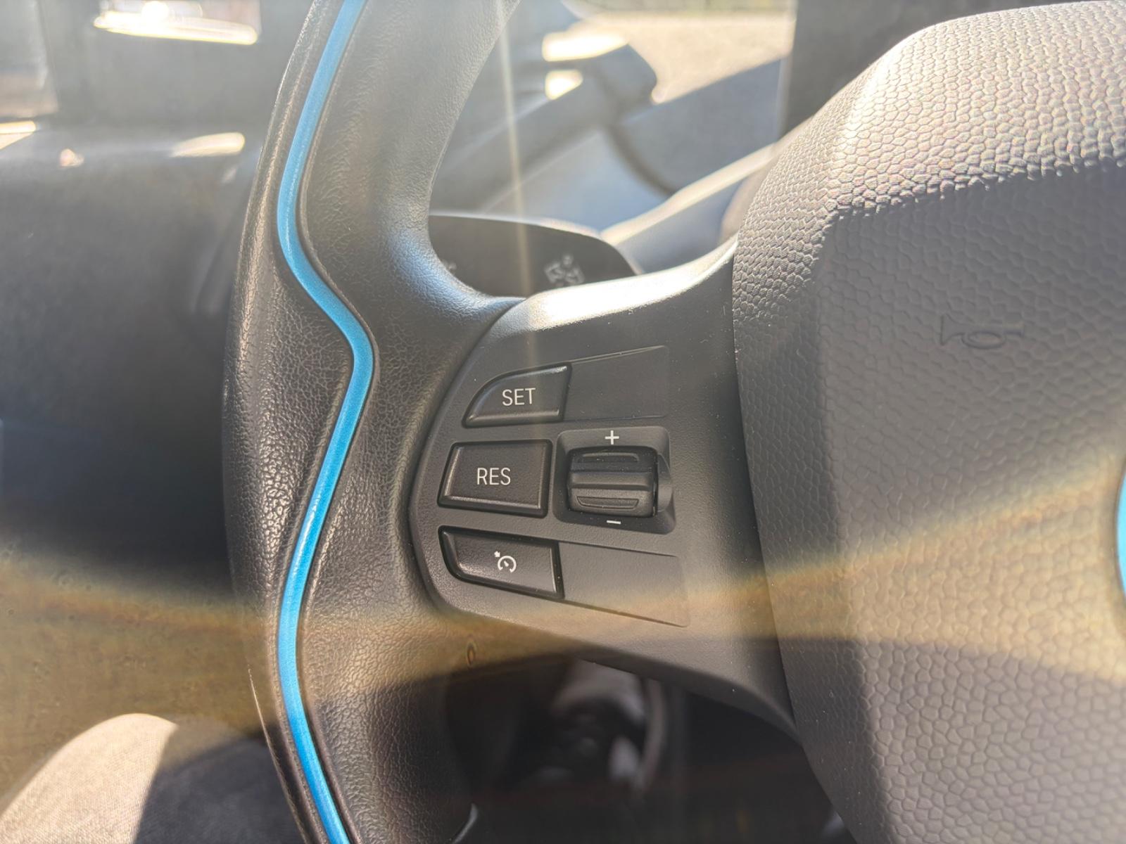 BMW i3*LED*Kamera*ParkAssistent*Multifunktionslenk.*