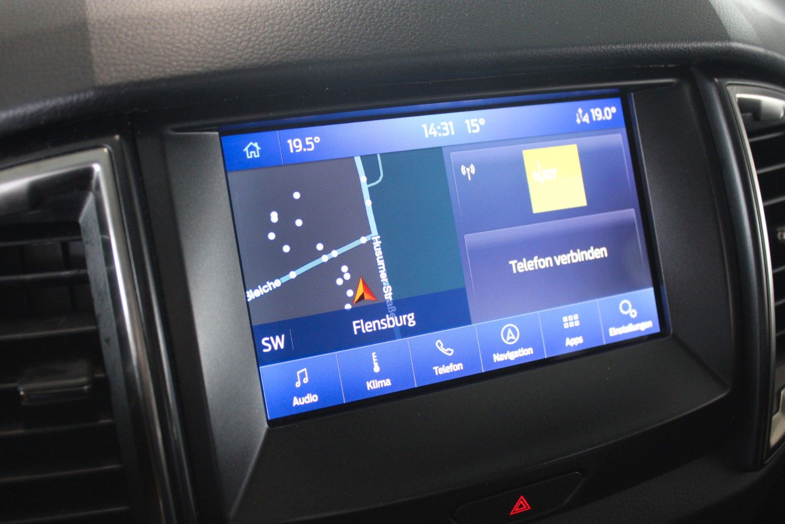 Fahrzeugabbildung Ford Ranger Automatik WOLFTRAK DoKa AHK Standheizung
