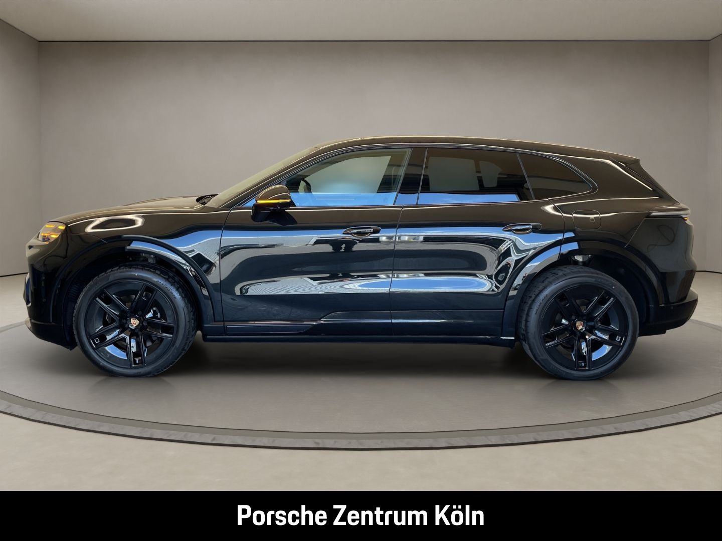Porsche Cayenne S Electric imagem 2