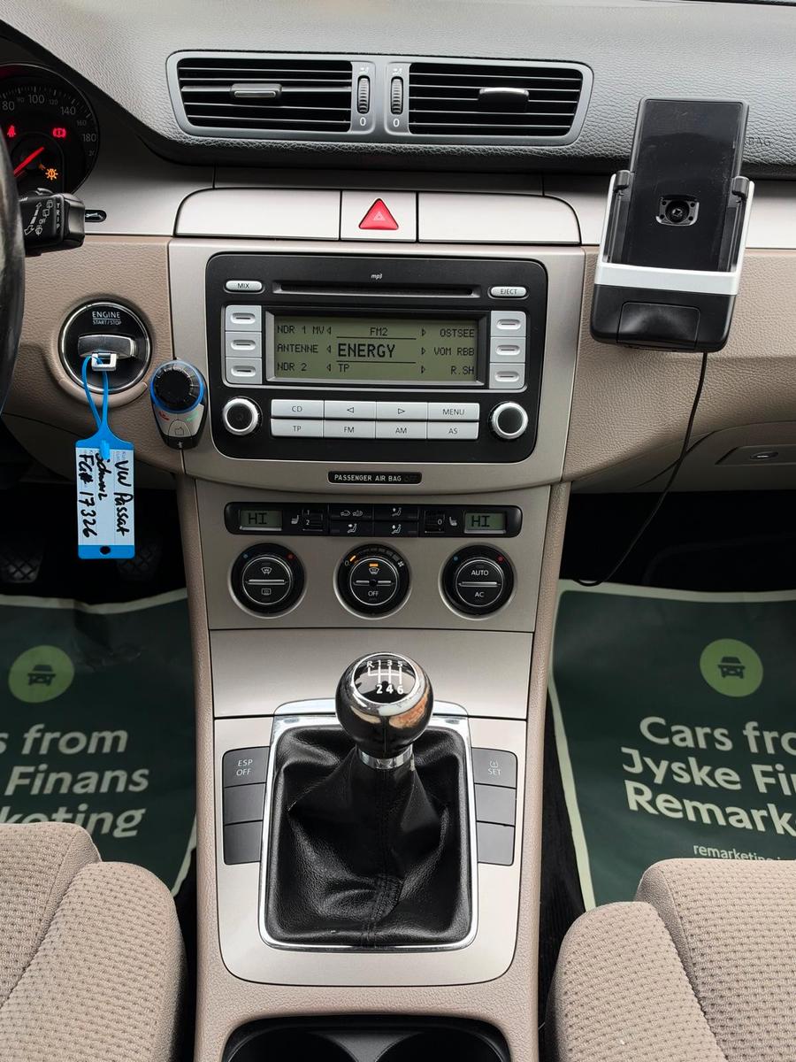 Volkswagen Passat 2007 — photo 14