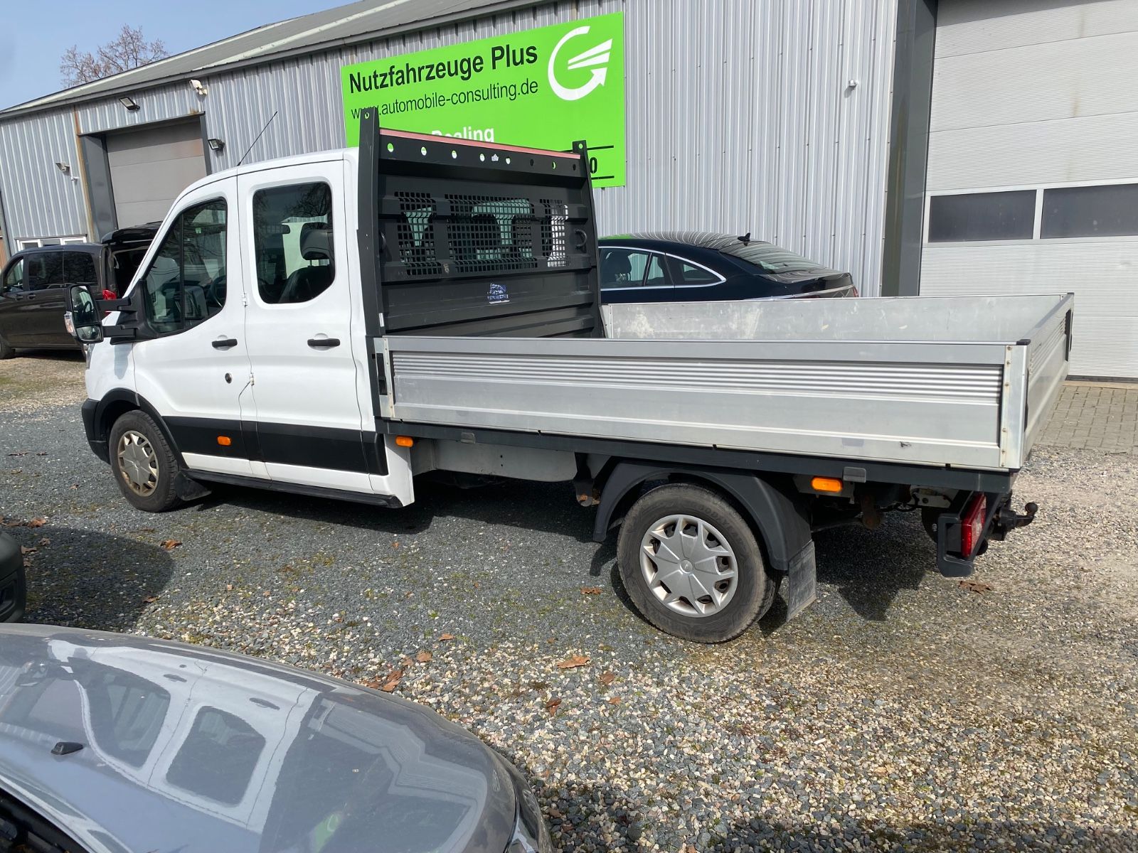 Fahrzeugabbildung Ford Transit Pritsche 350L3Doka,Trend,Leder,AHK,1Hd