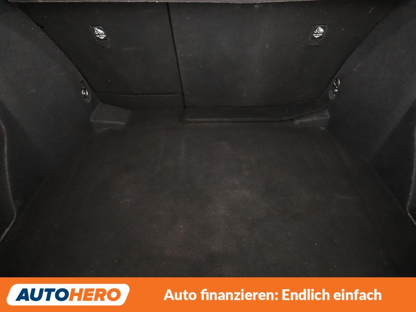 Toyota C-HR 1.2 Turbo Team D*NAVI*ACC*CAM*PDC*SHZ*