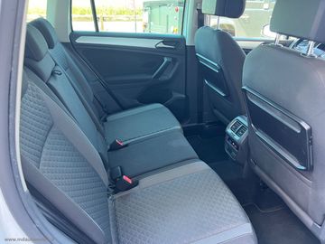 Volkswagen Tiguan - 8