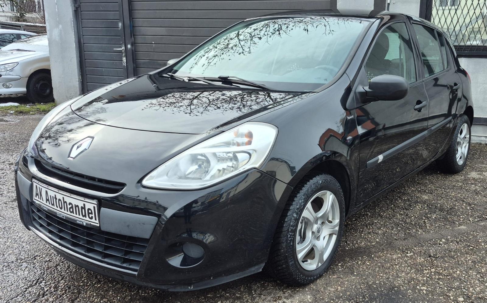 Renault Clio III YAHOO! Klima TÜV & Service Neu