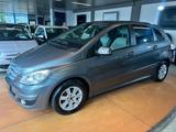 Mercedes-Benz B 160 / Autom. /90 TKM/SHZ/MFL - Mercedes-Benz B 160 mit Benzin-Antrieb