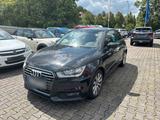 Audi A1 Automatik / Navi/ TÜV BIS 02/27 - Audi A1: 2.0
