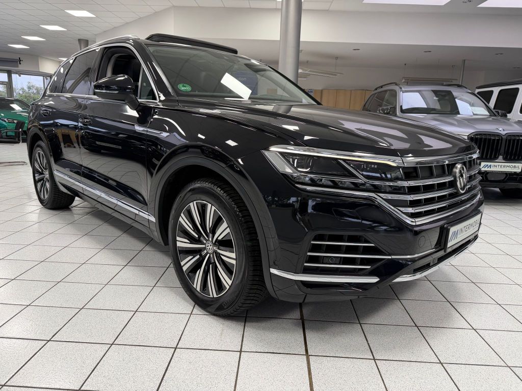 Volkswagen Touareg 3.0 TDI Elegance 4M*STHZG*PANO*LUFTFEDE.