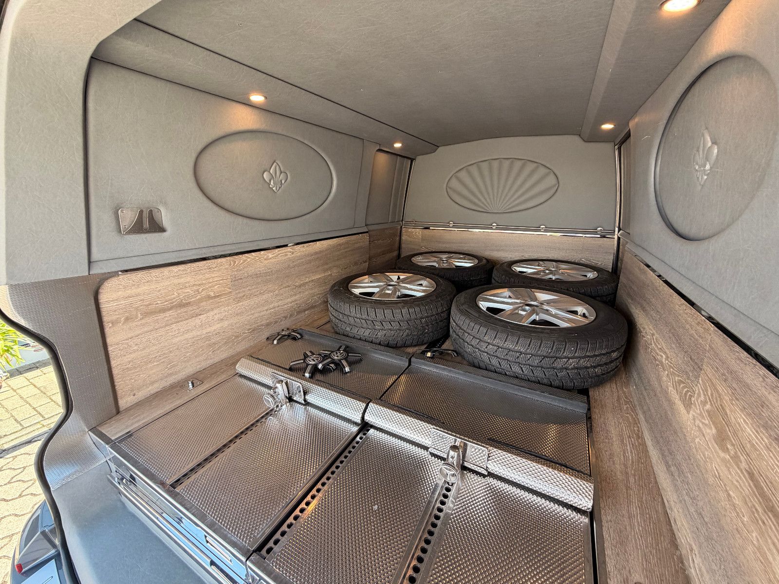 Volkswagen T6 Multivan-Ausstattung Bestattungswagen 4x4 foto 10