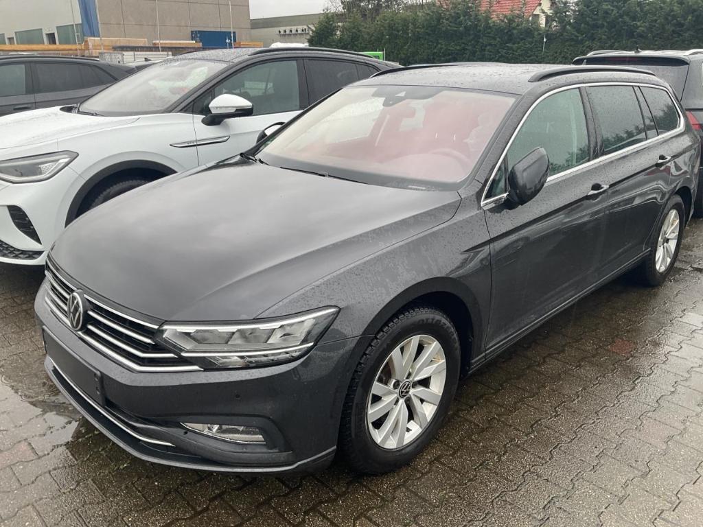 Volkswagen Passat Variant 2.0 TDI DSG Business LED/PANO/NAV