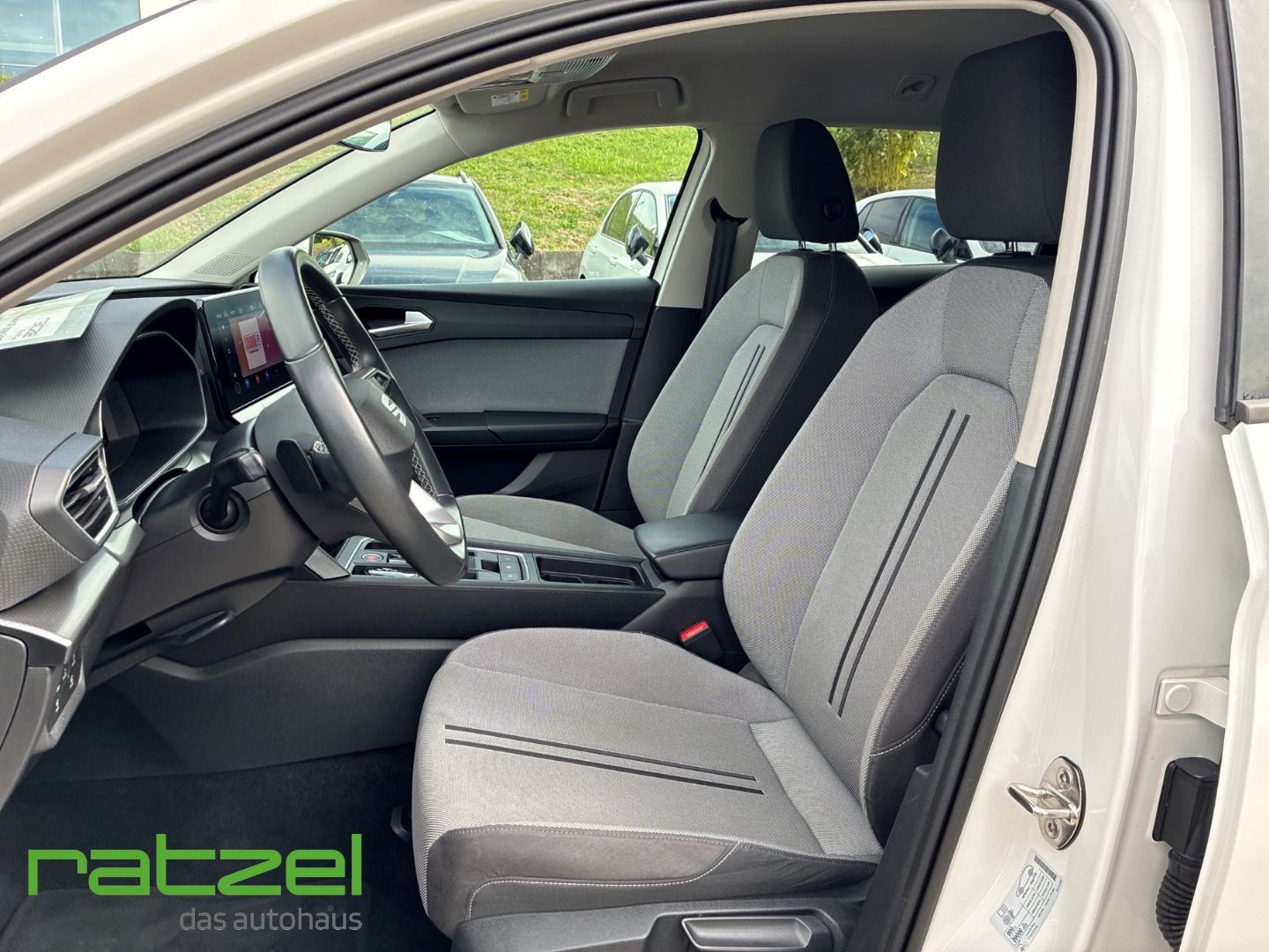 Fahrzeugabbildung SEAT Leon Sportstourer SP Style 2.0 TDI 7-Gang Tiptro