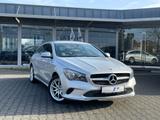 Mercedes-Benz CLA 220 d Shooting Brake Aut. AHK Standheiz.CarP - silberne Mercedes-Benz CLA 220 Shooting Brake