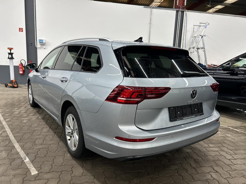 Fahrzeugabbildung Volkswagen Golf VIII Variant TDI Life DSG LED Navi AID HUD