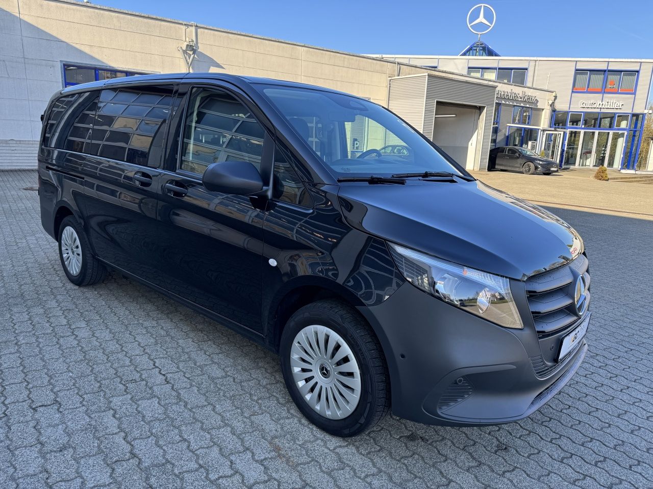 Fahrzeugabbildung Mercedes-Benz Vito 116CDI 4x4 Tourer PRO Lang Klima*2Schiebet.