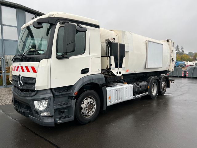 Mercedes-Benz Antos 2533 6x2 Seitenlader  Zoeller S LF 22