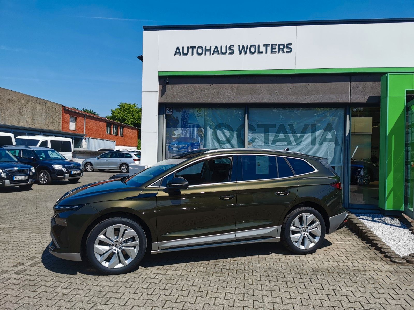 Fahrzeugabbildung SKODA Enyaq 60 Loft Navi 20´´ Clima LED