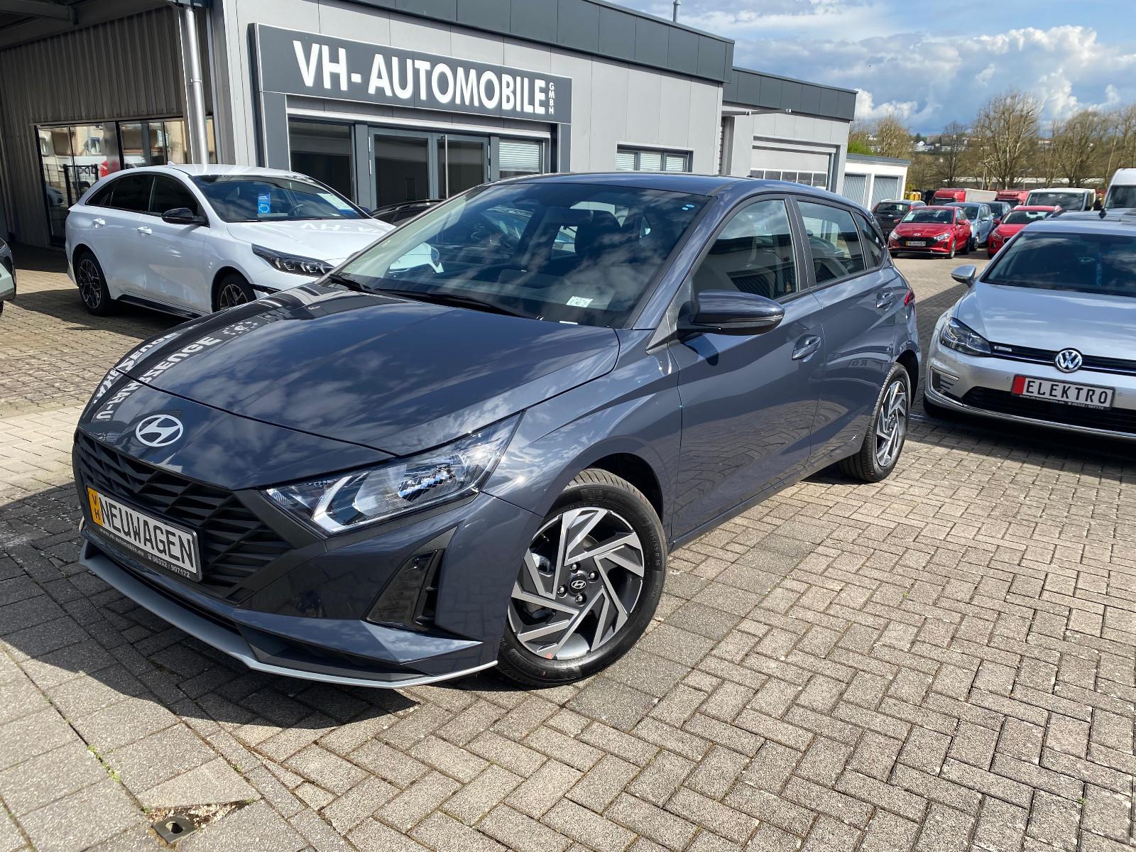Hyundai i20*16"ALU*NAVI&RÜCKFAHRKAMERA*PDC h*Winterpaket