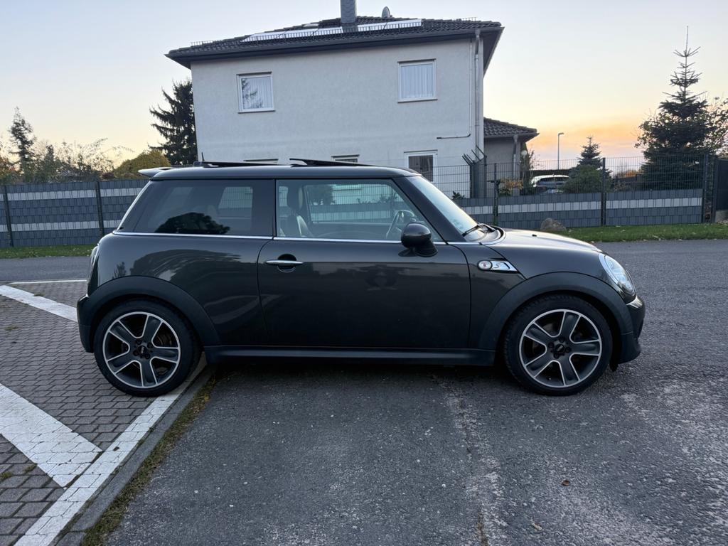 MINI Cooper SD