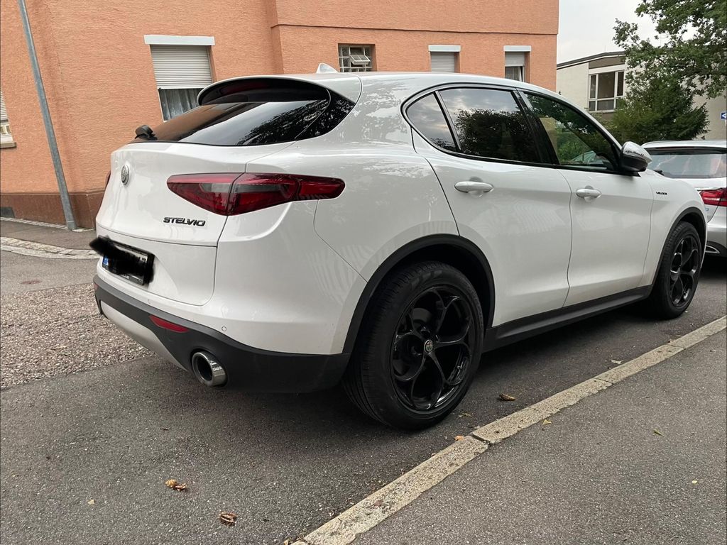 Image of Alfa Romeo Stelvio