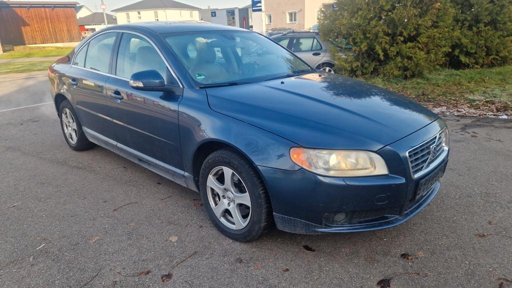 Volvo S80