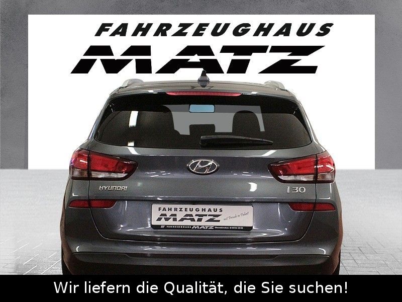 Fahrzeugabbildung Hyundai i30 1.4 T-GDI Premium*Winterpaket*