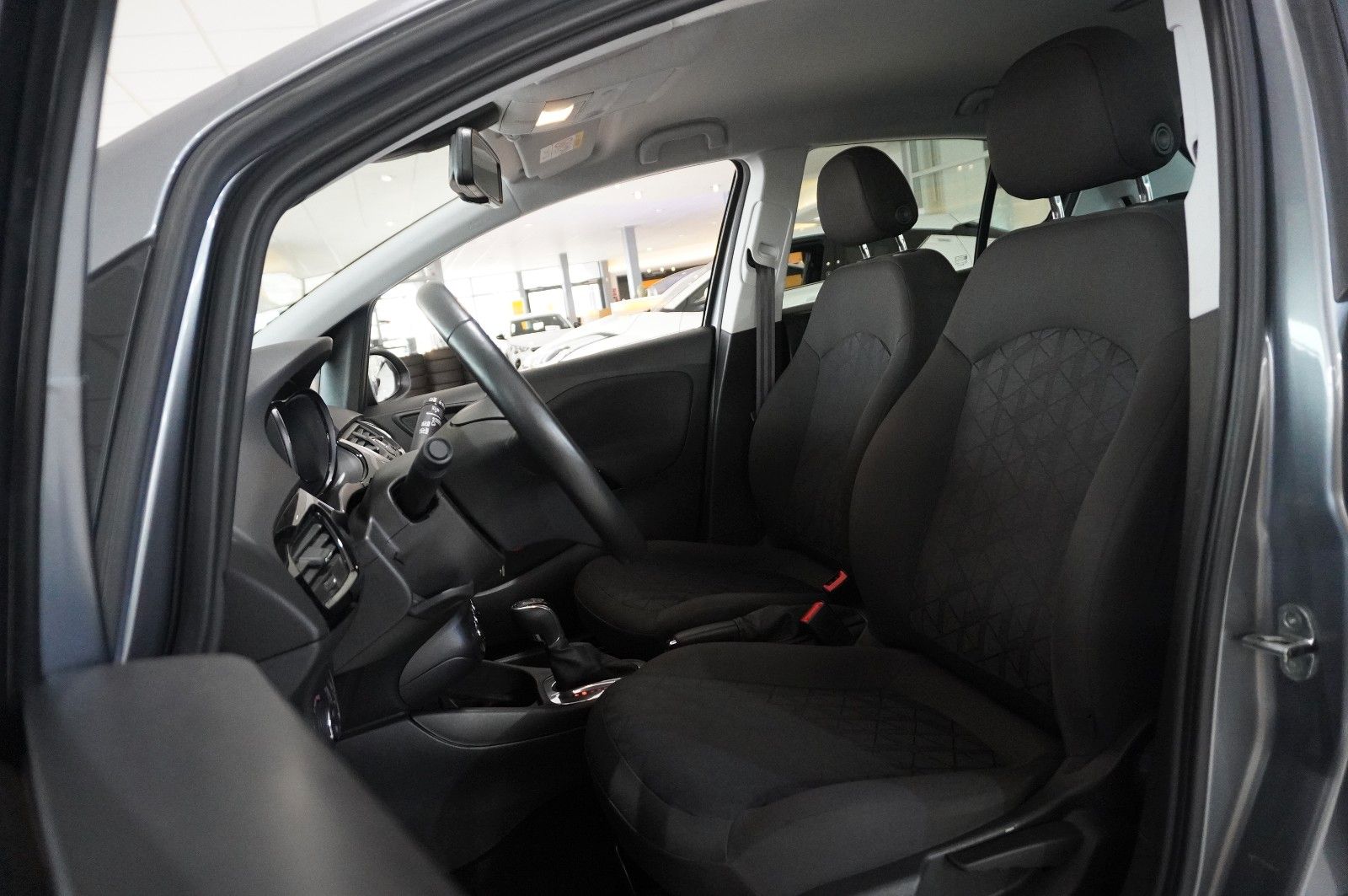Fahrzeugabbildung Opel Corsa E 1.4 120 JAHRE 5-TÜR NAVI/SHZ/PDC/TEMP.