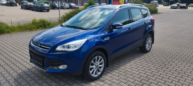 Ford Kuga Titanium 4x4 AHK 1. Hand Xenon