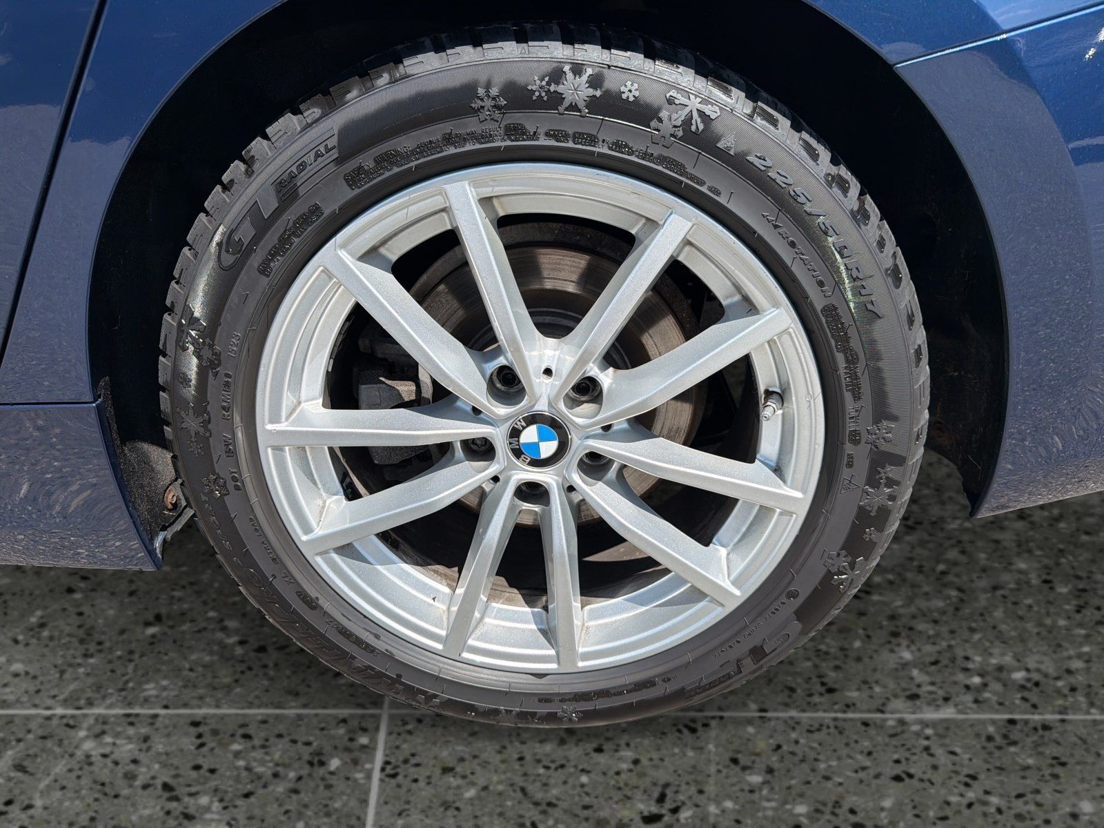 BMW 320i Limousine SHZ DAB foto 6
