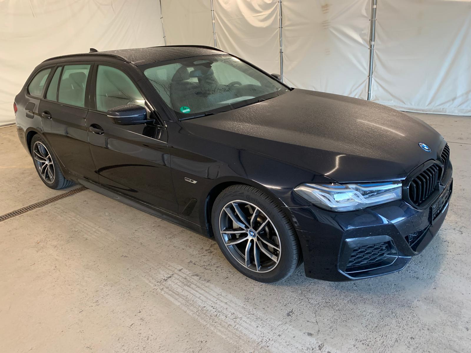 BMW 530 Touring e M Sport|ShadowL|DrivProf|HUD|Laser