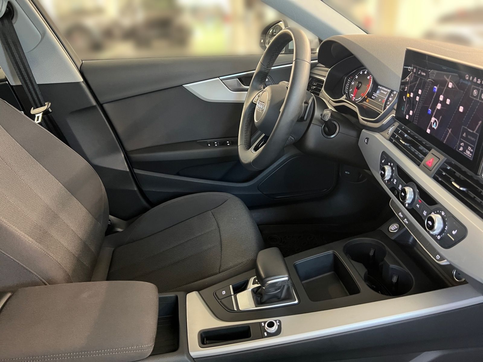 Audi A4 - Bild 12