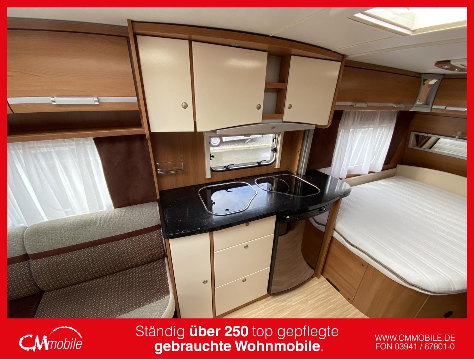 LMC Musica 470 D - Rundsitzgruppe - Festbett längs