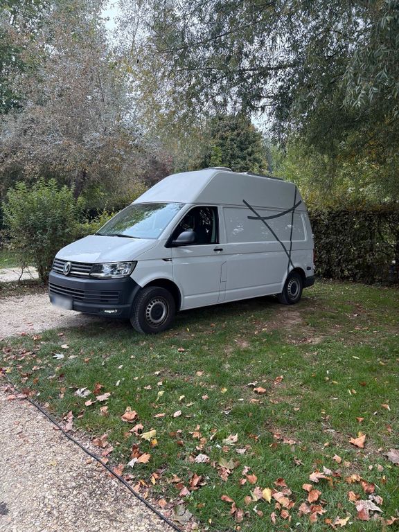 Image of Volkswagen T6 Transporter
