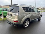 Mitsubishi Outlander 2.0 DI-D Intense 7 Sitze Klima - Mitsubishi: Gold