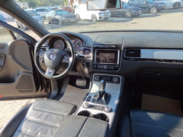 Fahrzeugabbildung Volkswagen Touareg V6 TDI/Xenon/Leder/Kam/Luft/2.Hd/AHK/Nav