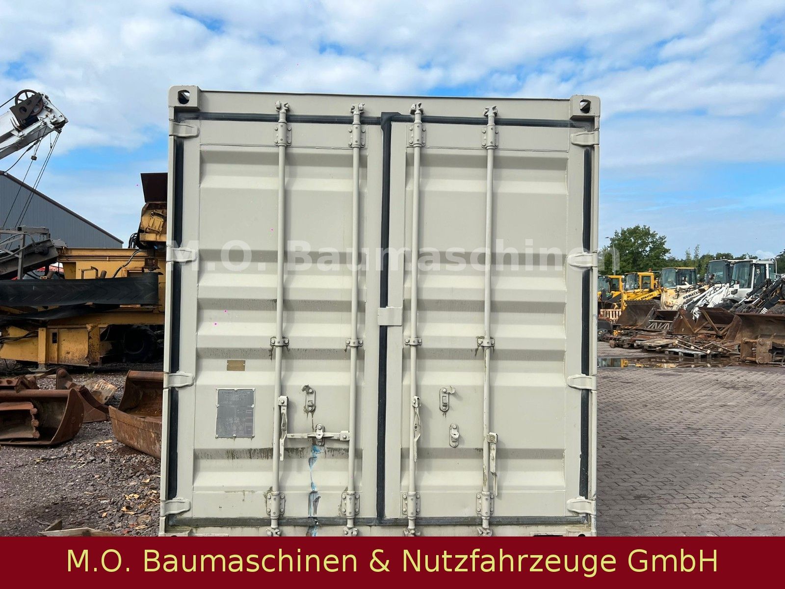 Fahrzeugabbildung Andere Stromaggregat 1000 KVA MTU / 8 Zylinder /