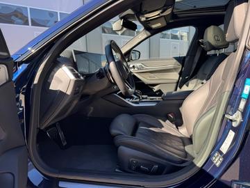 2025 Alpina B4 缩略图 11