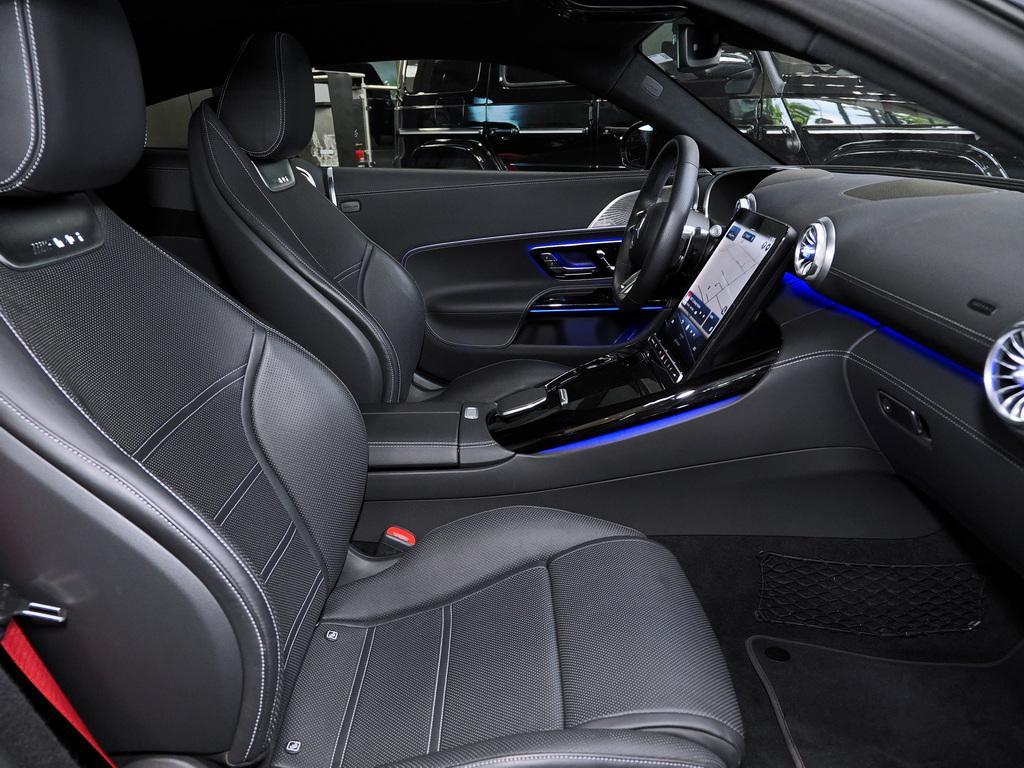 Mercedes-Benz GT 63 AMG 4M+ HA-LENKUNG MULTI-SITZE PANO LIFT