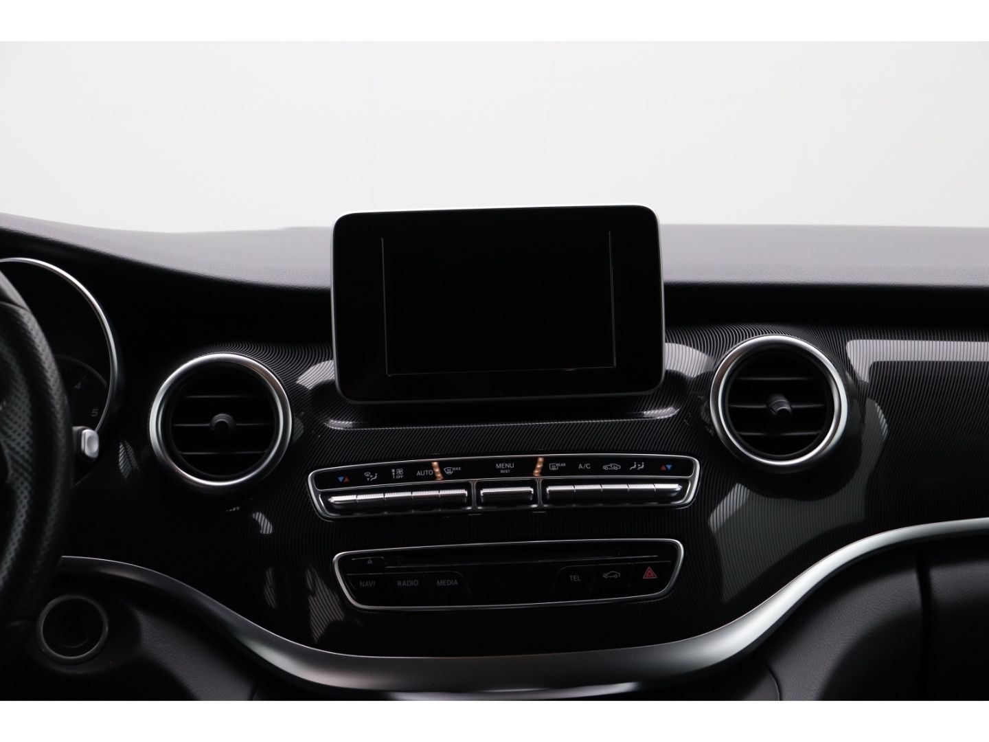 Fahrzeugabbildung Mercedes-Benz V 250 EDITION lang AHK LED Totwinkelassistent 3-