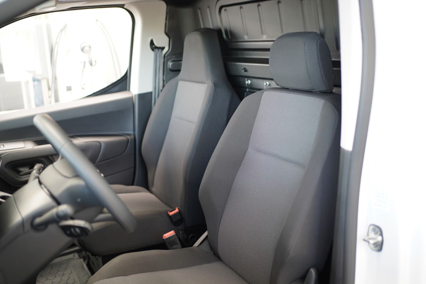 Fahrzeugabbildung Citroën Berlingo L1+ Elektro 100 99,6 % State of Health