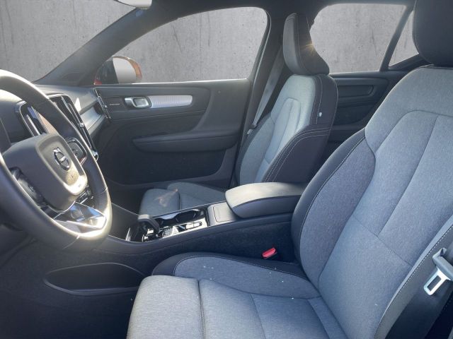 XC 40 B4 AWD Plus Dark (EURO 6d) LED+Keyless