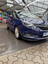 Opel Zafira Tourer - blaue Opel Zafira Tourer