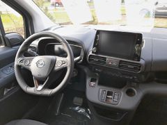 Fahrzeugabbildung Opel Combo-e Life XL Ultimate 7-Sitzer