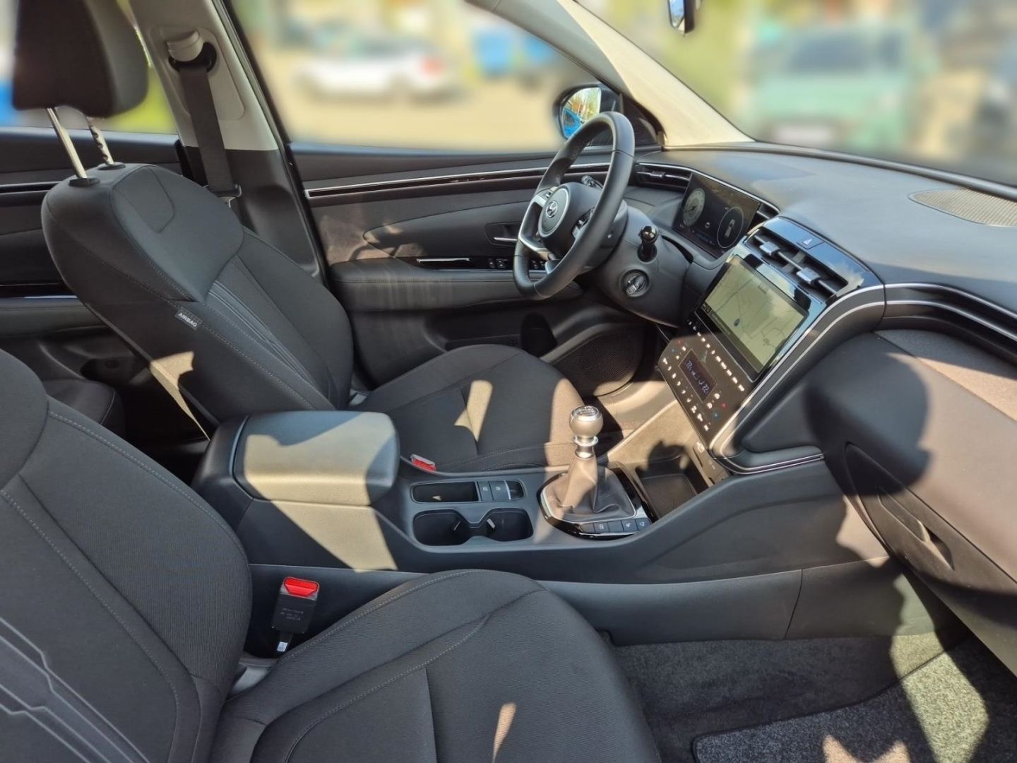 Fahrzeugabbildung Hyundai Tucson Select 2WD Navi Digitales Cockpit LED App