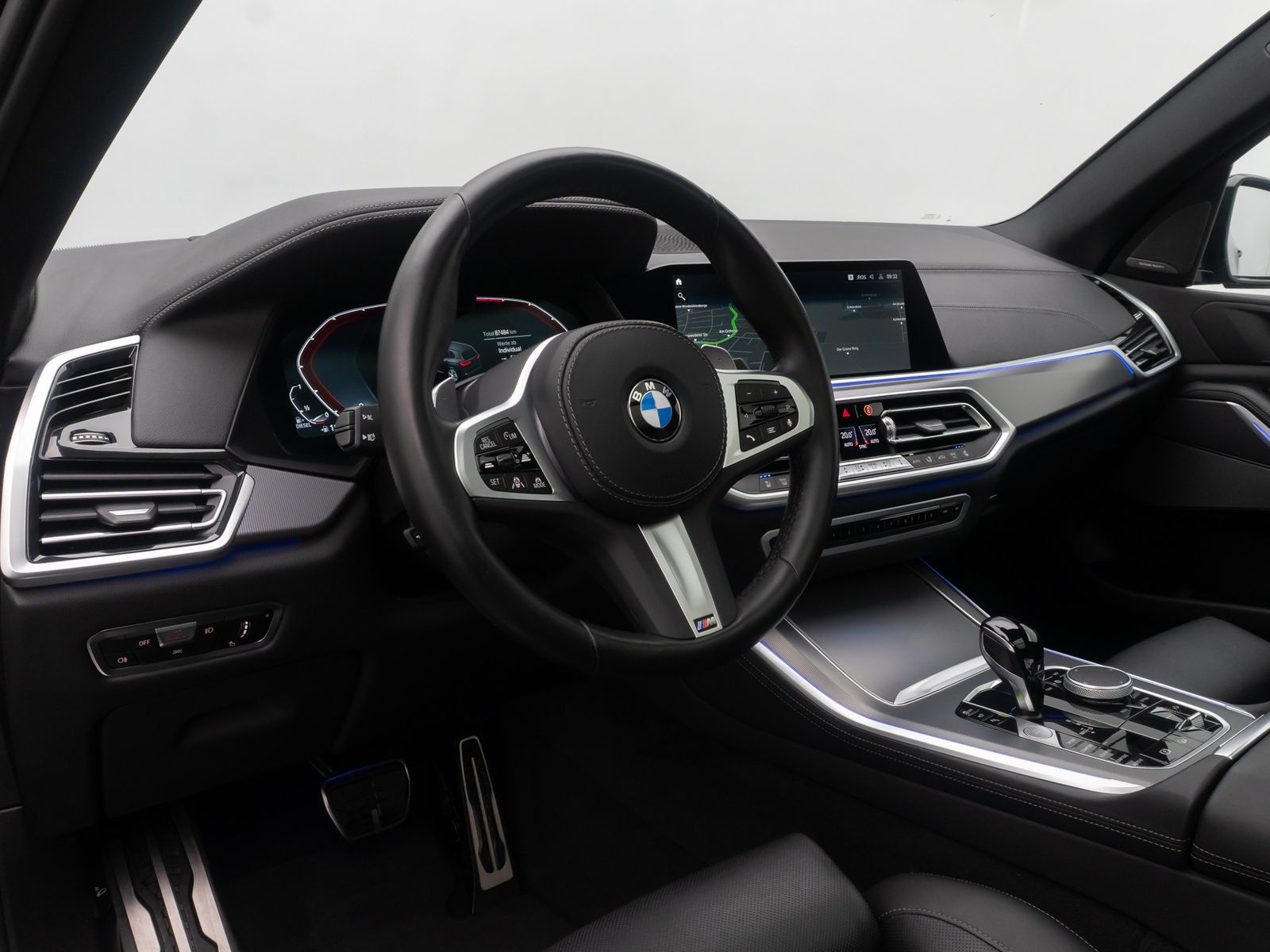 Fahrzeugabbildung BMW X5 xD40d M Sport 360° Laser Panorama H/K ACC 22"