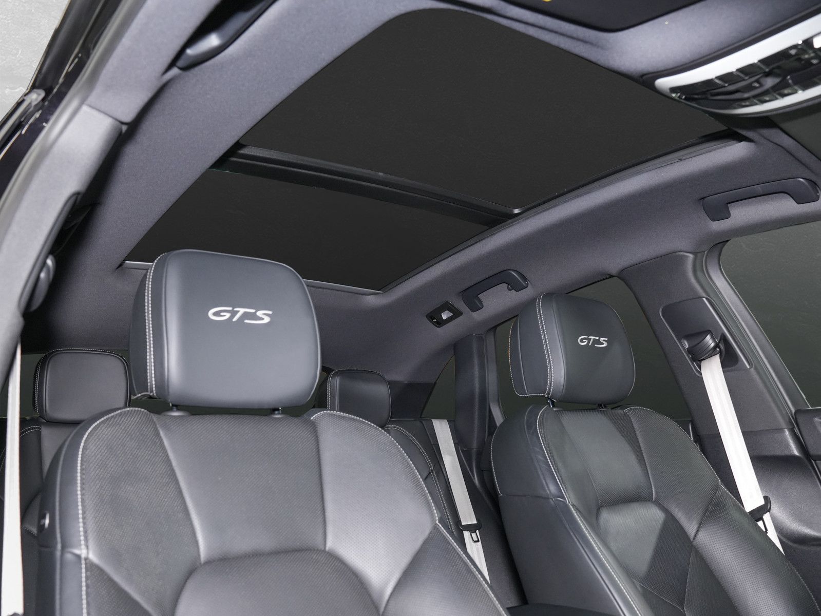 Fahrzeugabbildung Porsche Macan S -PDLS+|ACC|PASM|Pano|360°|SportAGA|21"