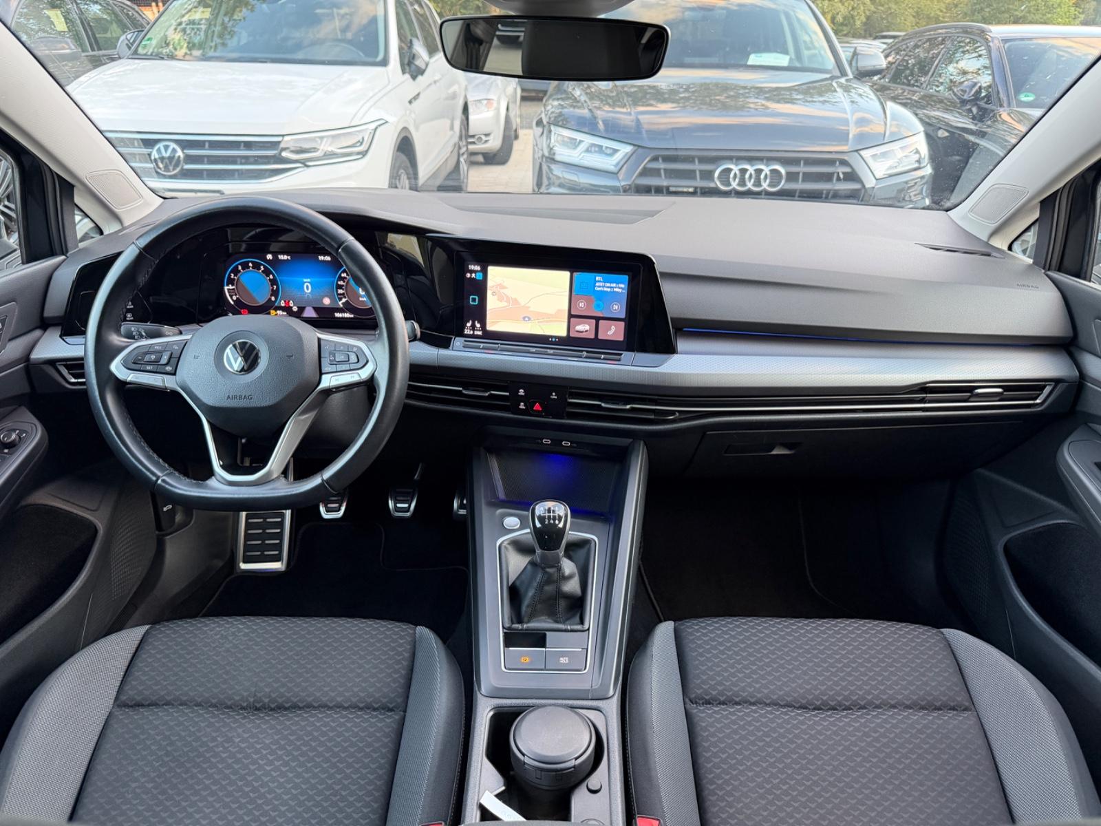 Volkswagen Golf VIII Lim. Active/LED/NAVI/Alu/Top Zustand., миниатюра 18